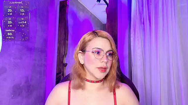 Snapshot of sussiestrawberry chatting on 11-13-25, 10:25 sussiestrawberry online show from 11-13-25, 10:25