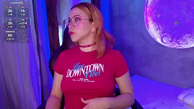 Snapshot of sussiestrawberry chatting on 11-20-25, 10:04 sussiestrawberry online show from 11-20-25, 10:04