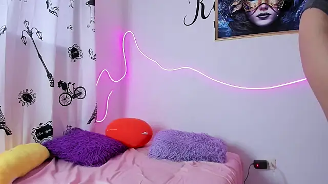 Snapshot of Viko_vegas chatting on 10-29-25, 01:46 Viko vegas online show from 10-29-25, 01:46