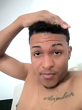 Snapshot of NeyDavid142 chatting on 11-14-25, 04:06 NeyDavid142 online show from 11-14-25, 04:06