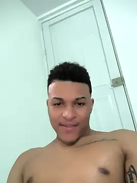 Snapshot of NeyDavid142 chatting on 11-23-25, 11:59 NeyDavid142 online show from 11-23-25, 11:59