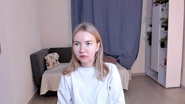 Snapshot of CathyHeximer chatting on 11-10-25, 07:07 CathyHeximer online show from 11-10-25, 07:07