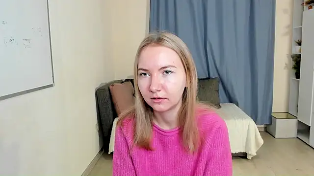 Snapshot of CathyHeximer chatting on 11-21-25, 07:18 CathyHeximer online show from 11-21-25, 07:18