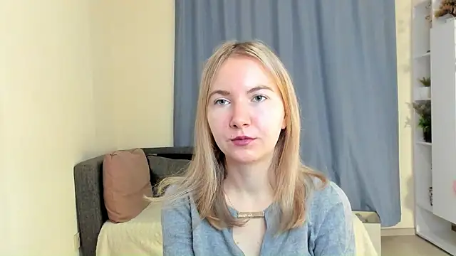 Snapshot of CathyHeximer chatting on 12-03-25, 07:38 CathyHeximer online show from 12-03-25, 07:38