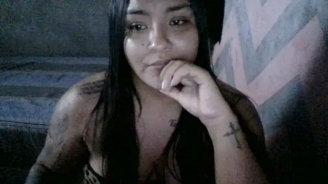 Snapshot of Jennifersbodyy chatting on 11-26-25, 03:07 Jennifersbodyy online show from 11-26-25, 03:07