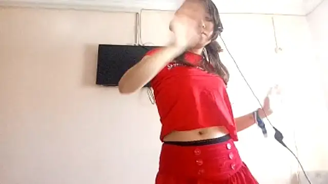 Snapshot of web3queen chatting on 10-30-25, 08:05 web3queen online show from 10-30-25, 08:05