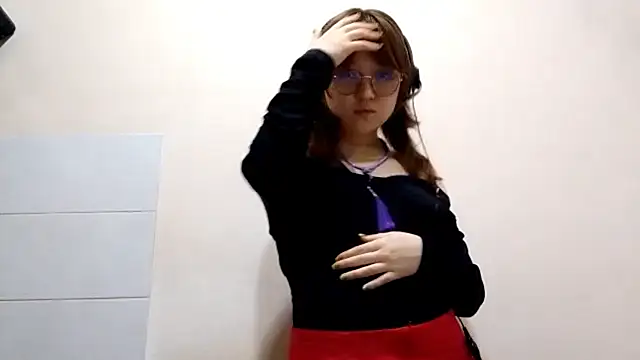 Snapshot of web3queen chatting on 11-01-25, 04:31 web3queen online show from 11-01-25, 04:31