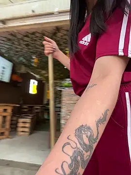 Snapshot of Lia__white chatting on 11-09-25, 09:24 Lia white online show from 11-09-25, 09:24