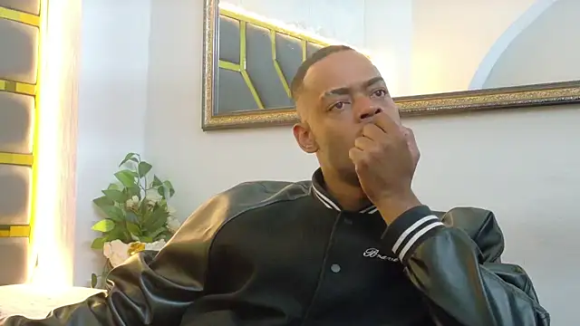 Snapshot of Neytanmalcon chatting on 11-13-25, 08:19 Neytanmalcon online show from 11-13-25, 08:19