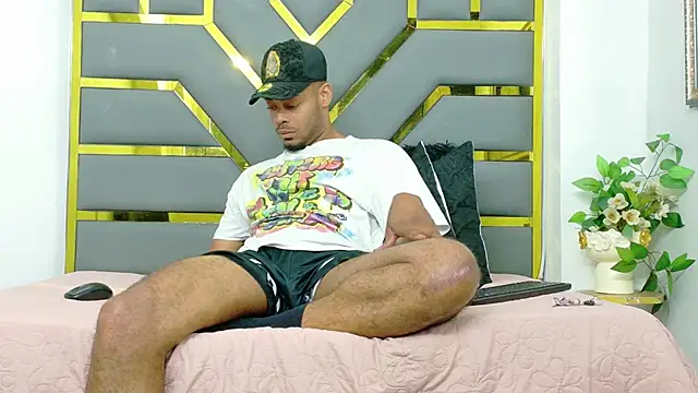 Snapshot of Neytanmalcon chatting on 11-28-25, 09:06 Neytanmalcon online show from 11-28-25, 09:06