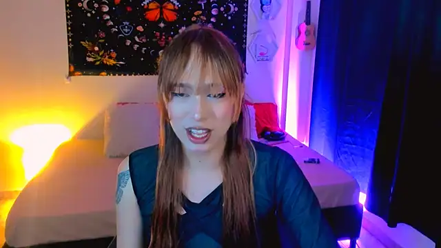 AdelineEsposito online show from 11-27-25, 03:08