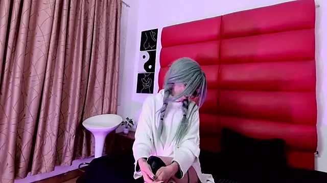 oliviamonroe online show from 11-14-25, 09:41