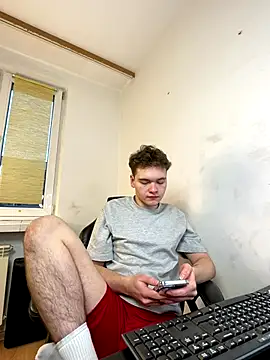 Snapshot of danielxfun chatting on 12-17-25, 02:34 danielxfun online show from 12-17-25, 02:34