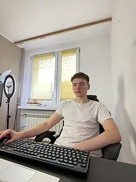 danielxfun online show from 12-22-25, 09:50