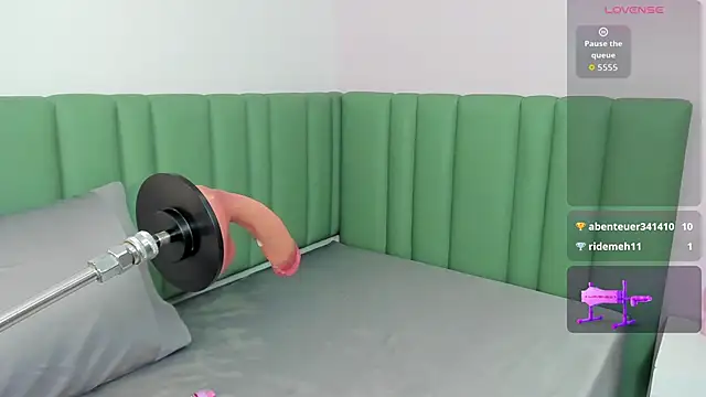 Snapshot of eimy_mason chatting on 11-29-25, 08:12 eimy mason online show from 11-29-25, 08:12