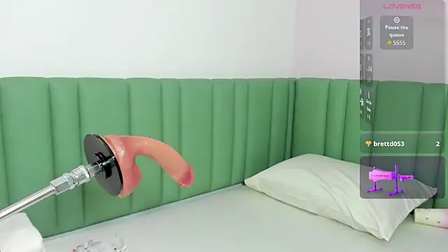 Snapshot of eimy_mason chatting on 11-30-25, 08:35 eimy mason online show from 11-30-25, 08:35