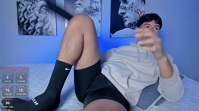 Snapshot of PabloCast_ chatting on 12-15-25, 11:25 PabloCast online show from 12-15-25, 11:25