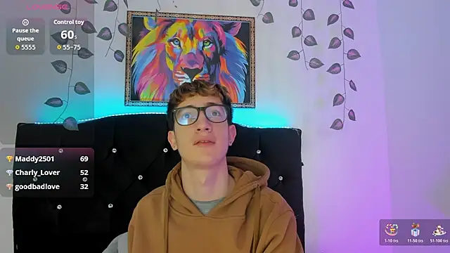 Snapshot of Erick_Taylor3 chatting on 10-25-25, 06:02 Erick Taylor3 online show from 10-25-25, 06:02