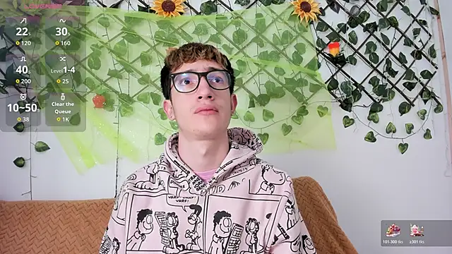 Snapshot of Erick_Taylor3 chatting on 10-31-25, 03:24 Erick Taylor3 online show from 10-31-25, 03:24