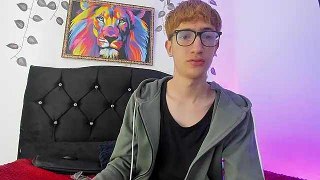 Snapshot of Erick_Taylor3 chatting on 11-15-25, 06:37 Erick Taylor3 online show from 11-15-25, 06:37