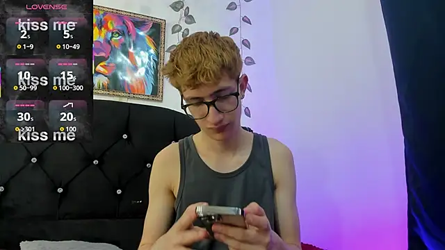 Snapshot of Erick_Taylor3 chatting on 11-17-25, 06:14 Erick Taylor3 online show from 11-17-25, 06:14