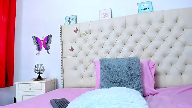 Snapshot of celena_wonder chatting on 11-26-25, 07:26 celena wonder online show from 11-26-25, 07:26