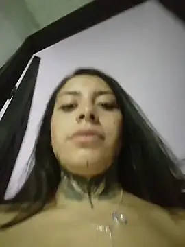 Snapshot of Mariam_schubertt chatting on 12-02-25, 05:35 Mariam schubertt online show from 12-02-25, 05:35