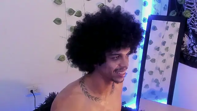 aaron play online show from 11-11-25, 12:38