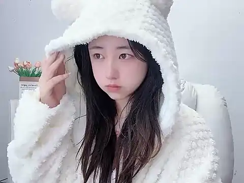 Love-hanzaizai718 online show from 10-27-25, 05:06