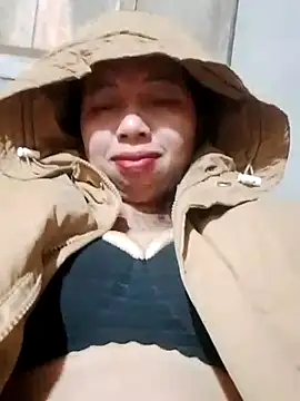 TRIEUTRIEU20 online show from 11-28-25, 01:14