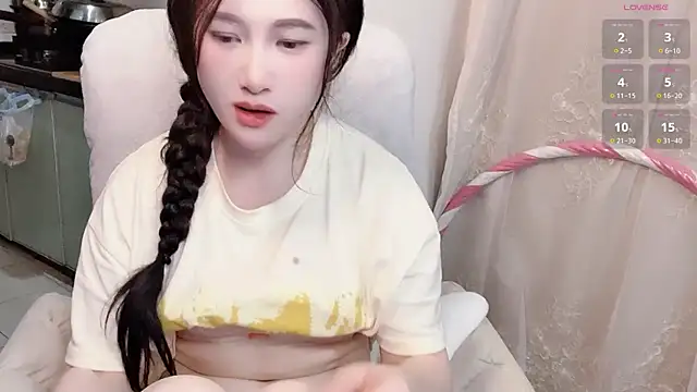 Snapshot of anna-888- chatting on 11-05-25, 05:35 anna-888- online show from 11-05-25, 05:35