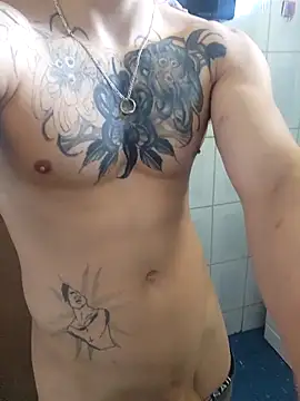 Snapshot of UrFavDick96 chatting on 11-17-25, 12:44 UrFavDick96 online show from 11-17-25, 12:44