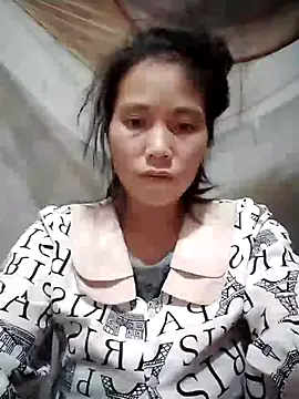 Snapshot of subeo-bo chatting on 11-01-25, 03:03 subeo-bo online show from 11-01-25, 03:03