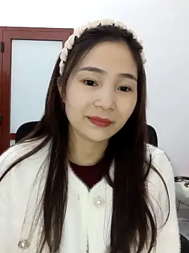 Pig pig11 online show from 12-17-25, 01:00