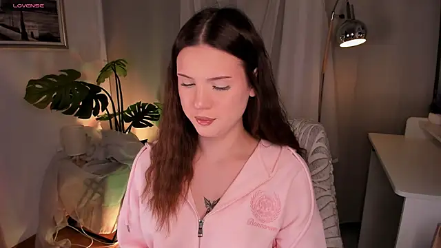 Snapshot of AustinClowerd chatting on 12-14-25, 07:14 AustinClowerd online show from 12-14-25, 07:14