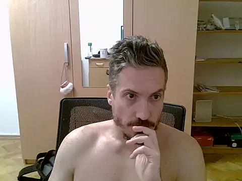 delayclose   online show from 10-23-25, 05:12