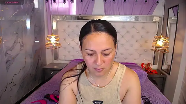 Melissa-roberts online show from 12-03-25, 05:33