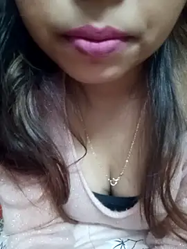 Snapshot of Sujatab250 chatting on 12-14-25, 06:45 Sujatab250 online show from 12-14-25, 06:45