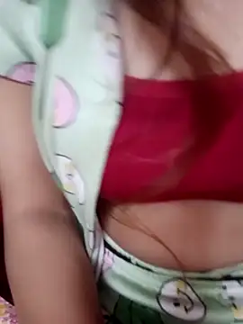 Snapshot of Sujatab250 chatting on 12-16-25, 06:46 Sujatab250 online show from 12-16-25, 06:46