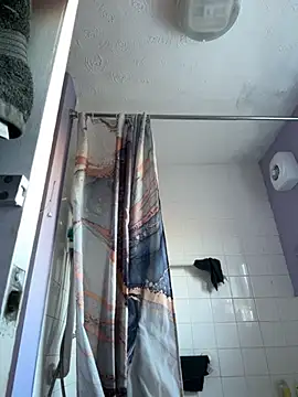 BubblesLovexox online show from 12-03-25, 02:04