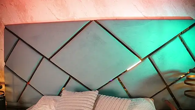 Snapshot of _giggy_2 chatting on 12-03-25, 11:41 giggy 2 online show from 12-03-25, 11:41