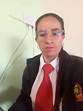 Snapshot of Valentina--1 chatting on 11-11-25, 11:54 Valentina--1 online show from 11-11-25, 11:54