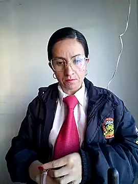 Snapshot of Valentina--1 chatting on 11-27-25, 11:56 Valentina--1 online show from 11-27-25, 11:56