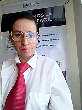 Snapshot of Valentina--1 chatting on 12-02-25, 11:59 Valentina--1 online show from 12-02-25, 11:59