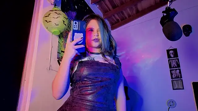 AshGraven online show from 11-13-25, 05:28