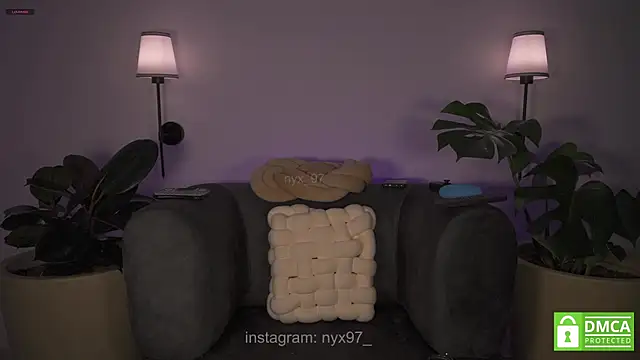 Snapshot of nyx_97 chatting on 12-05-25, 03:26 nyx 97 online show from 12-05-25, 03:26