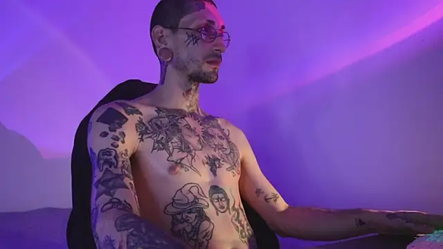 Snapshot of TokyoHatsumoto chatting on 11-16-25, 02:39 TokyoHatsumoto online show from 11-16-25, 02:39