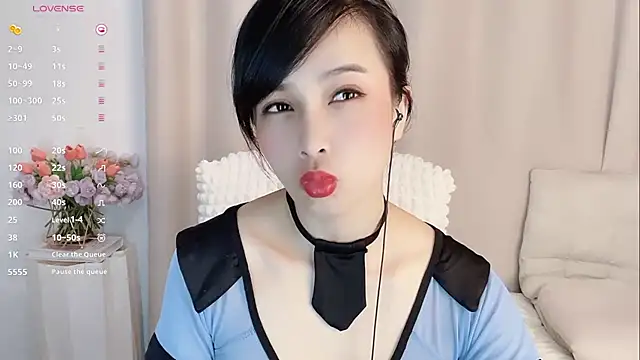 Snapshot of -Jenny-666- chatting on 11-30-25, 02:21 -Jenny-666- online show from 11-30-25, 02:21