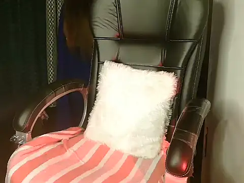 Snapshot of Sweet_sofie_01 chatting on 11-08-25, 01:55 Sweet sofie 01 online show from 11-08-25, 01:55