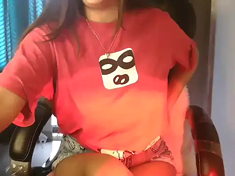 Snapshot of Sweet_sofie_01 chatting on 11-09-25, 07:39 Sweet sofie 01 online show from 11-09-25, 07:39